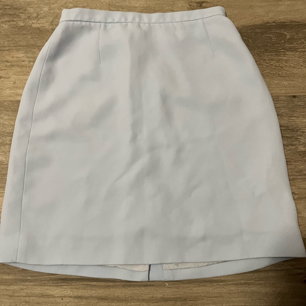Bebe baby blue skirt size 2, zip up back